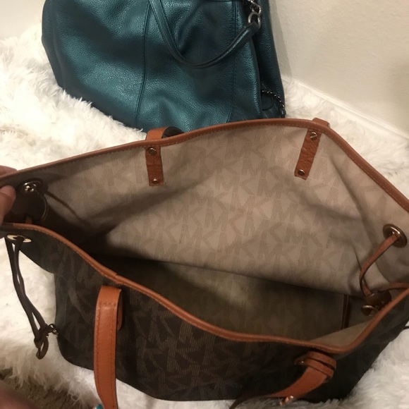 Bag - Picture 2 of 5